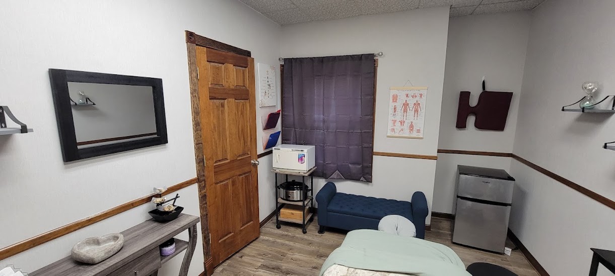 Raquel's private massage studio in downtown Plymouth, Michigan